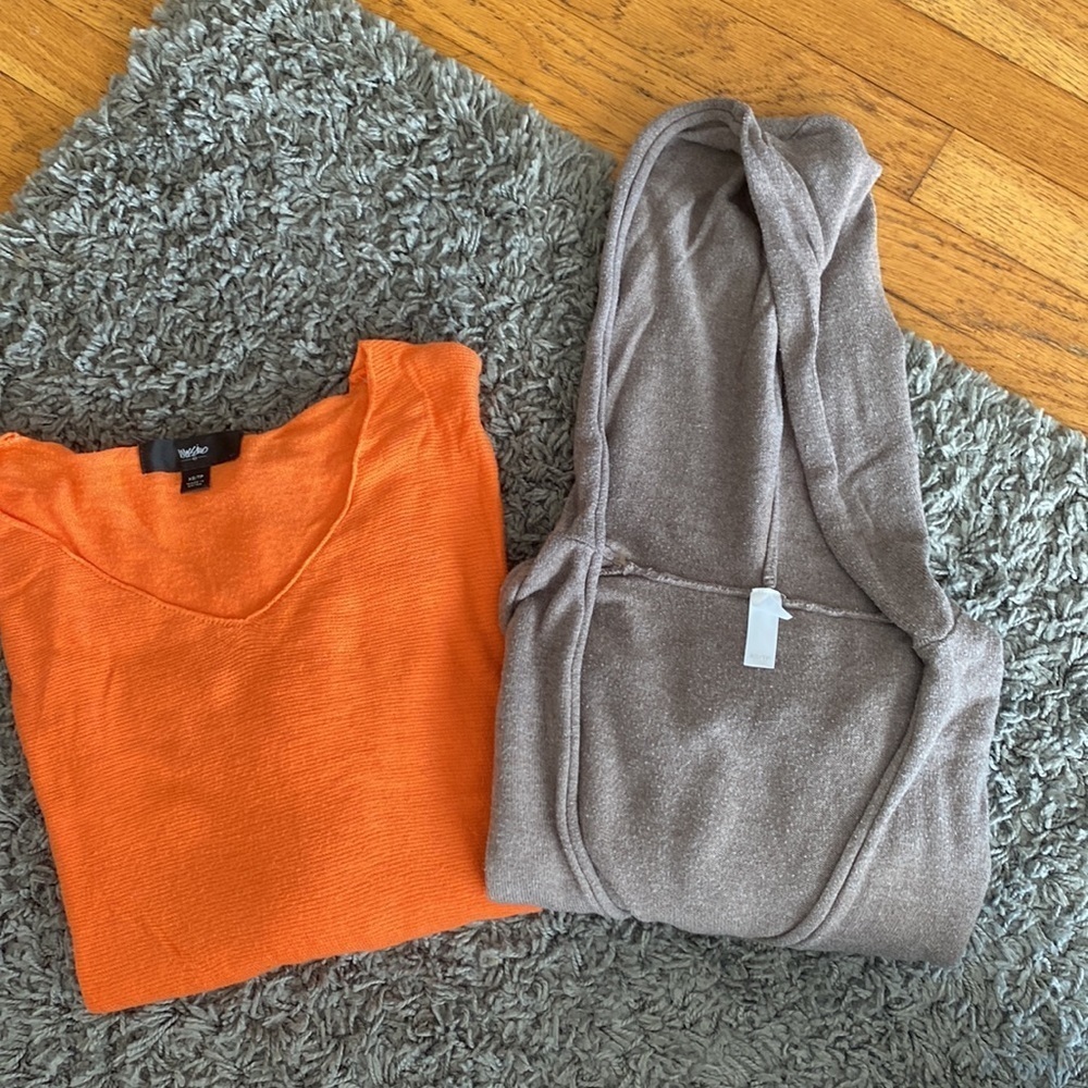 Women's Sweater Bundle Size XS